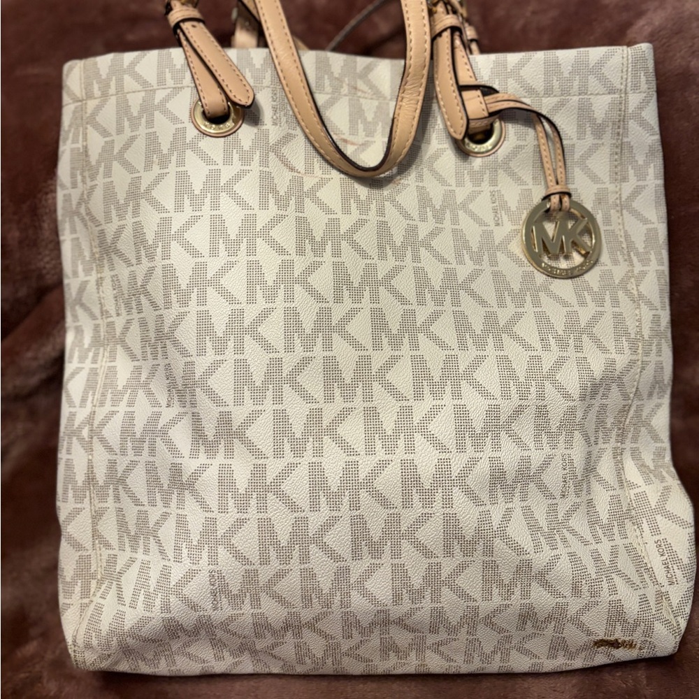 Michael Kors tote bag